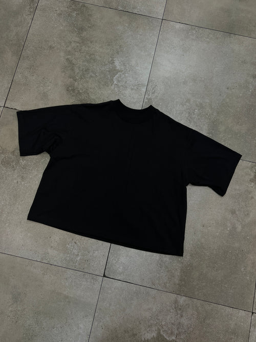 TYPE BLACK TEE